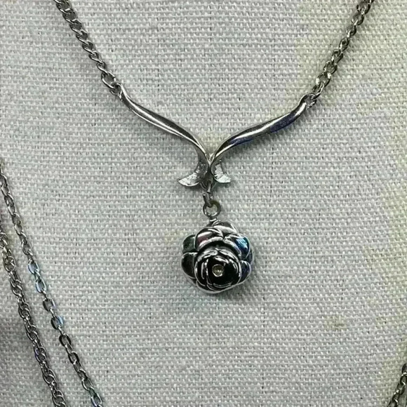 Silver Tone Rose Necklaces and Stretch Flower Ring Set - Picture 4 of 8